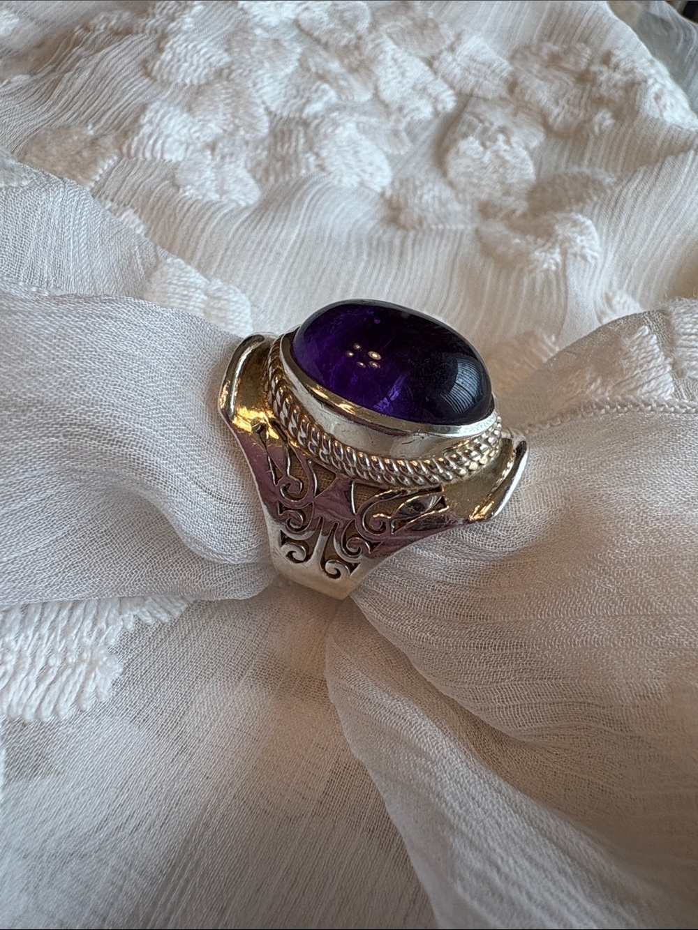 SILPADA amethyst cabochon and .925 Sterling Silver statement ring. - Picture 3 of 6
